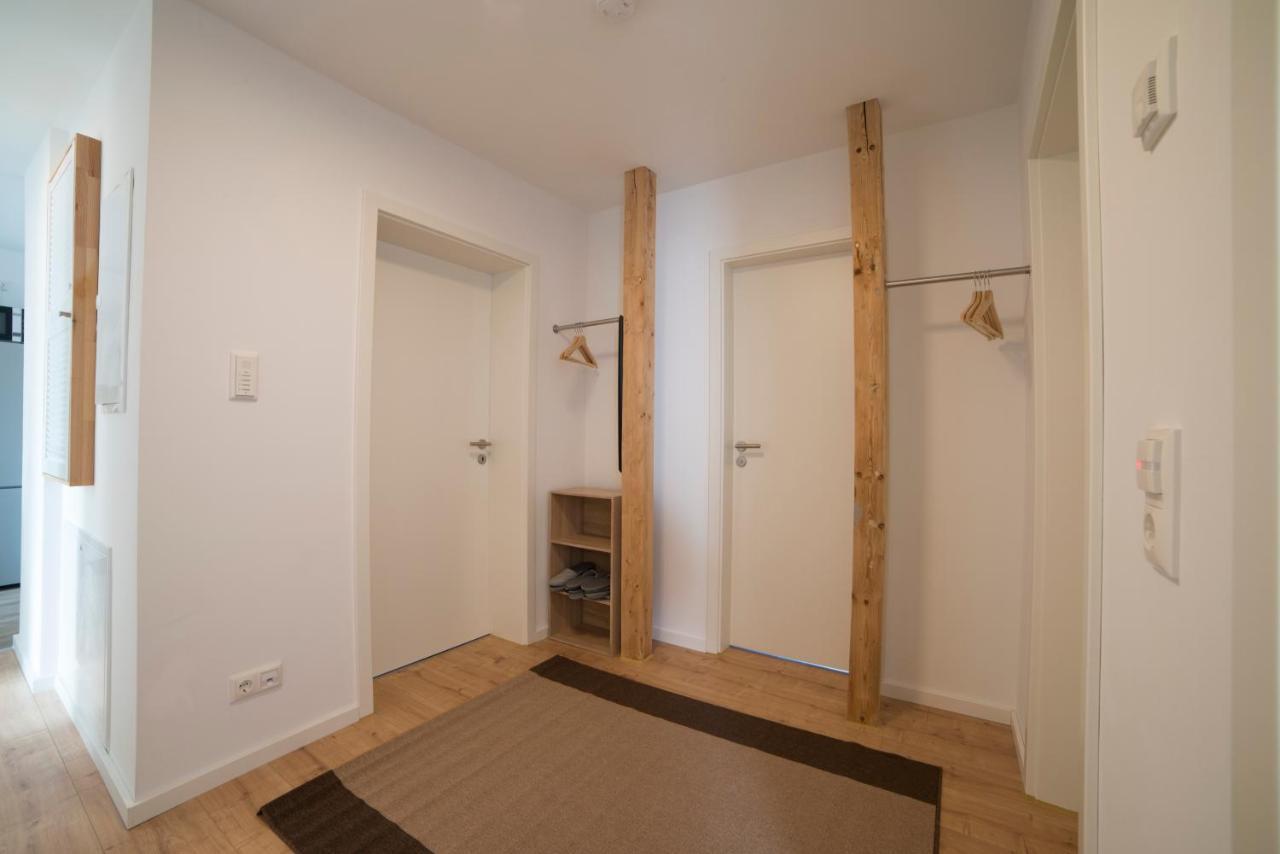 Schone Grosse Ferienwohnung 79M2 Und 2 Bader, Zentrumnah, 2Og Erfurt Exteriér fotografie