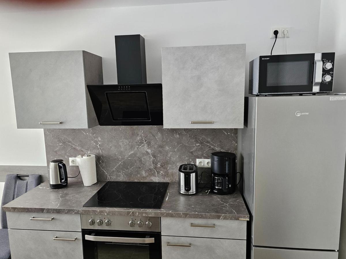 Schoene Grosse Ferienwohnung 79M2 Und 2 Baeder, Zentrumnah, 2Og Erfurt Exteriér fotografie