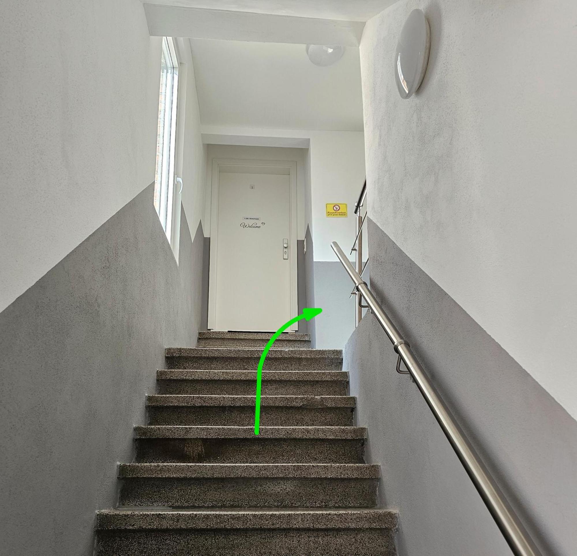 Schoene Grosse Ferienwohnung 79M2 Und 2 Baeder, Zentrumnah, 2Og Erfurt Exteriér fotografie