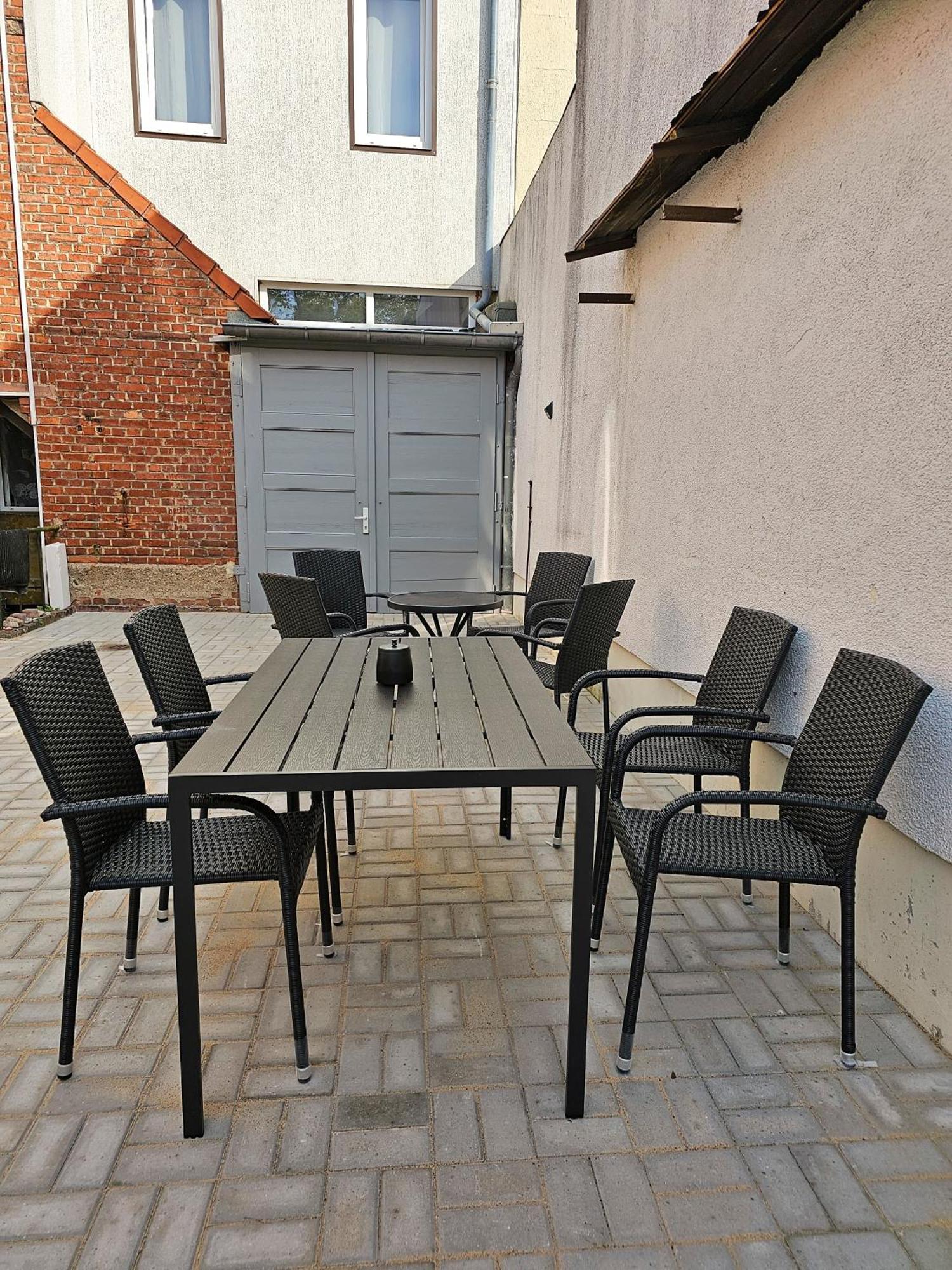 Schoene Grosse Ferienwohnung 79M2 Und 2 Baeder, Zentrumnah, 2Og Erfurt Exteriér fotografie